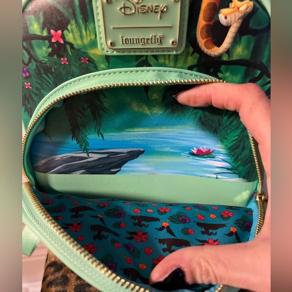 💙💚NWT-Loungefly Disney Jungle Book Bare Necessities Backpack💙💚 - Picture 9 of 13